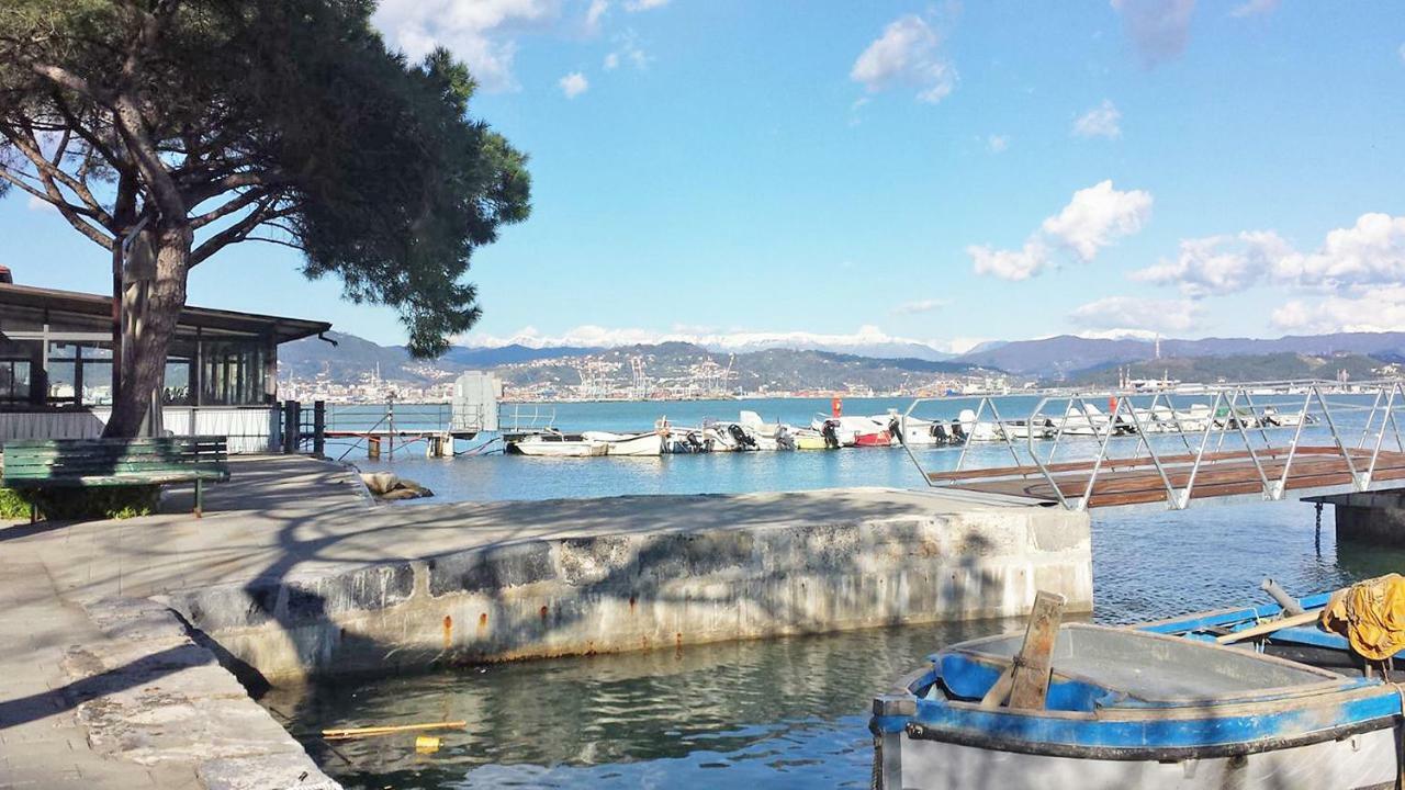 Appartamento L'Onda - 1 Via Provinciale 费扎诺 外观 照片